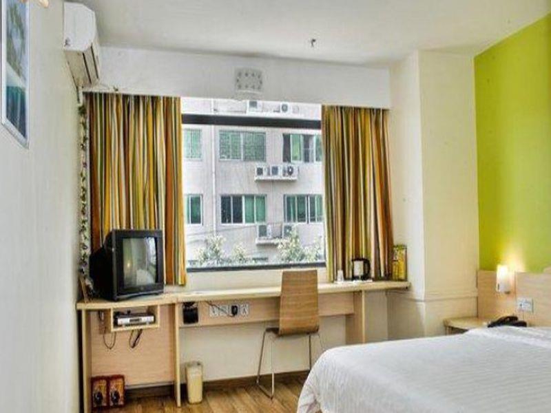 7 Days Inn Fuzhou Gandong Avenue Passenger Station Eksteriør bilde